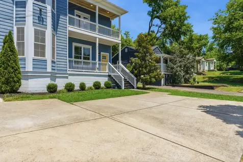 1007 Dew Street Nashville TN 37206