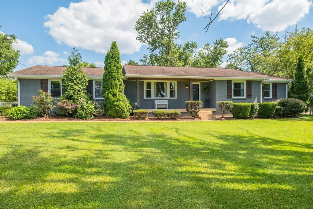 112 Crosby Drive Hendersonville TN 37075