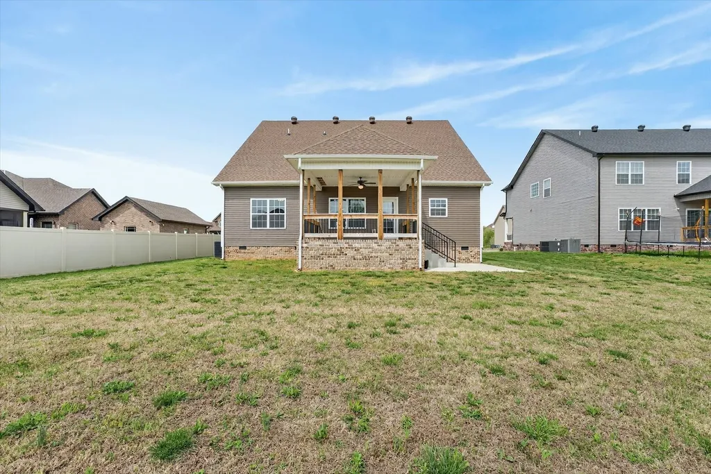 2609 Remington Trace Clarksville TN 37043