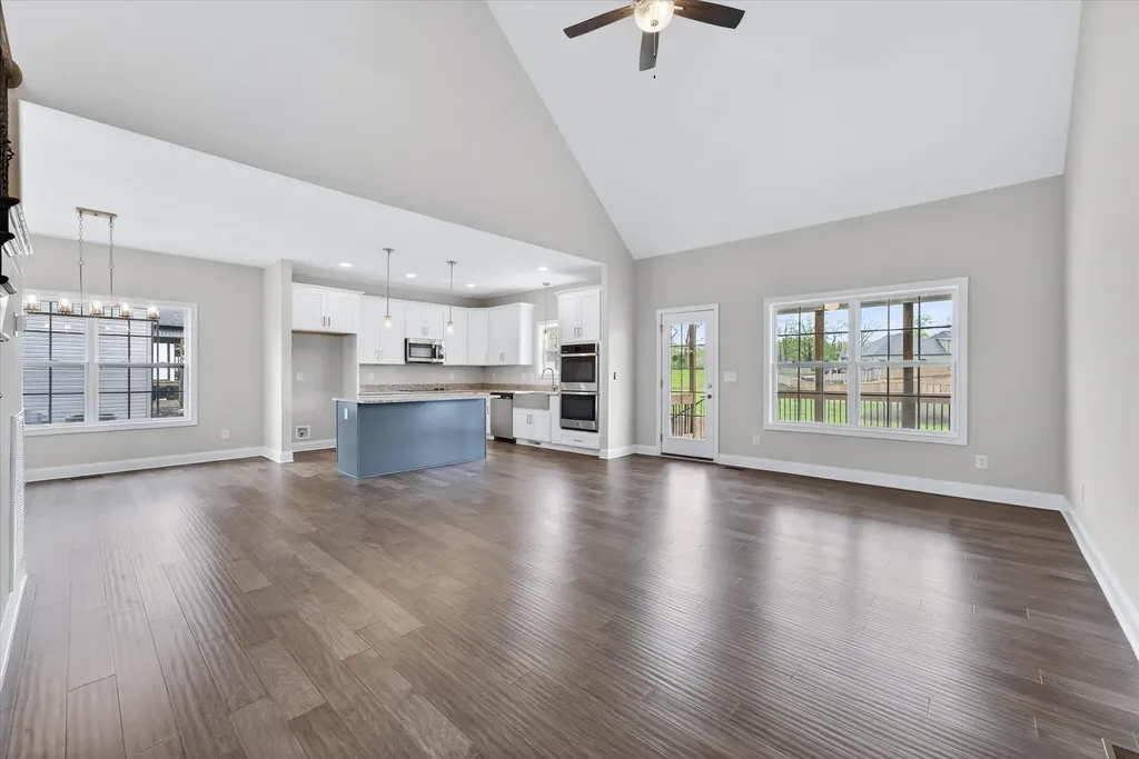 2609 Remington Trace Clarksville TN 37043