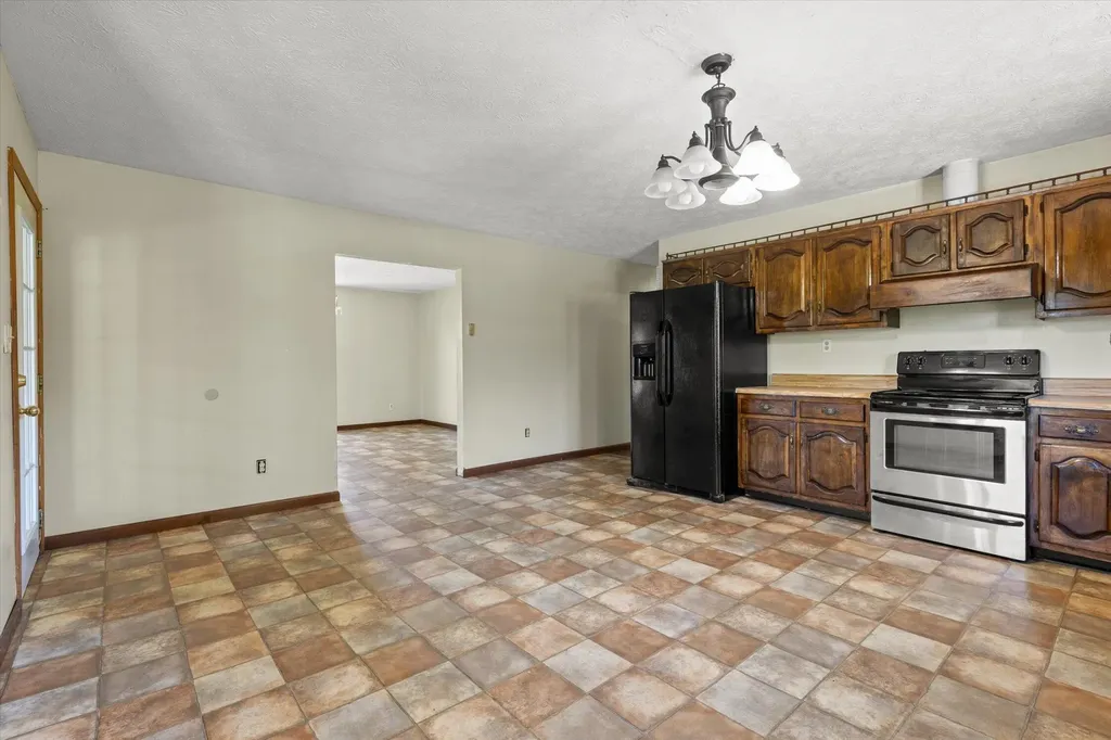 271 Anderson Road Palmer TN 37365