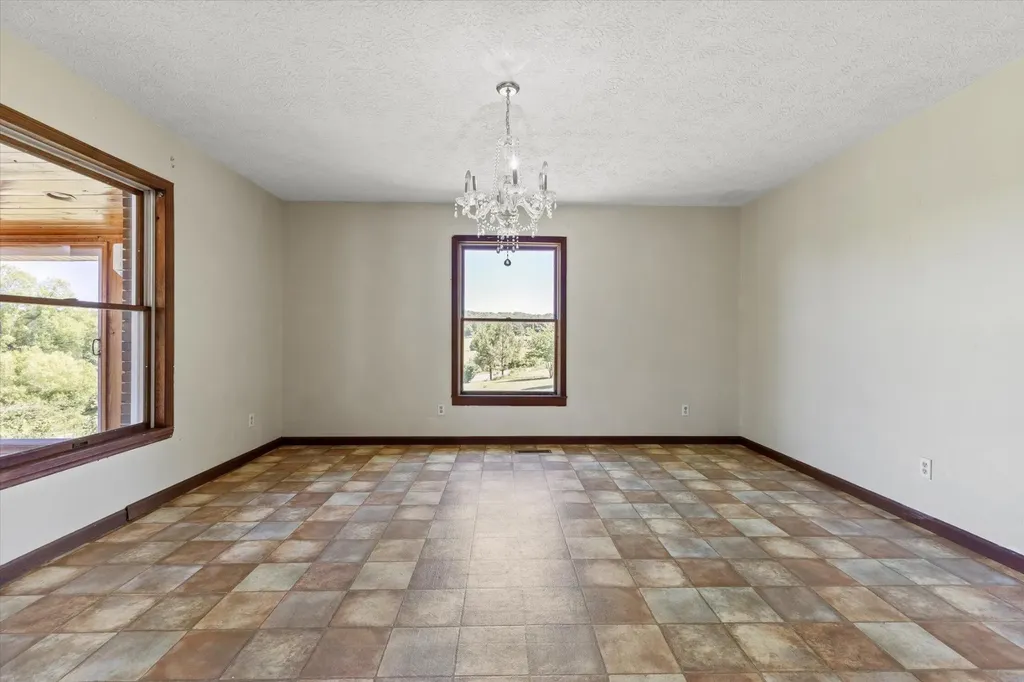 271 Anderson Road Palmer TN 37365
