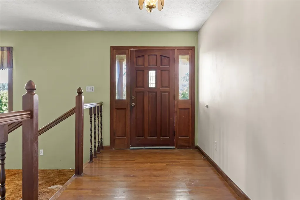 271 Anderson Road Palmer TN 37365
