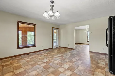 271 Anderson Road Palmer TN 37365