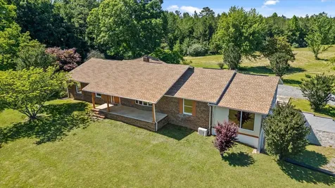 271 Anderson Road Palmer TN 37365