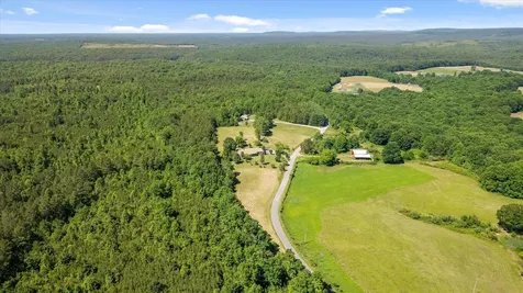 271 Anderson Road Palmer TN 37365