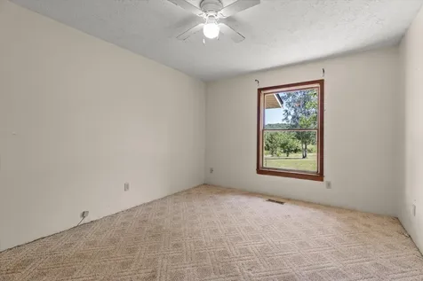 271 Anderson Road Palmer TN 37365