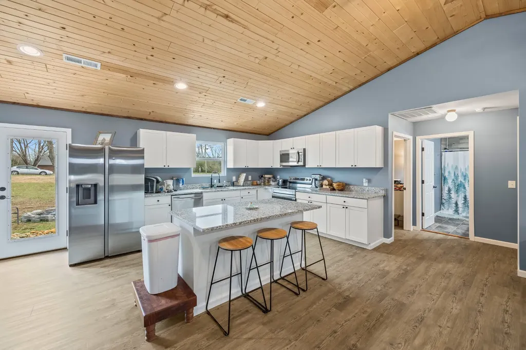 108 Hailey Ridge Lane Gainesboro TN 38562