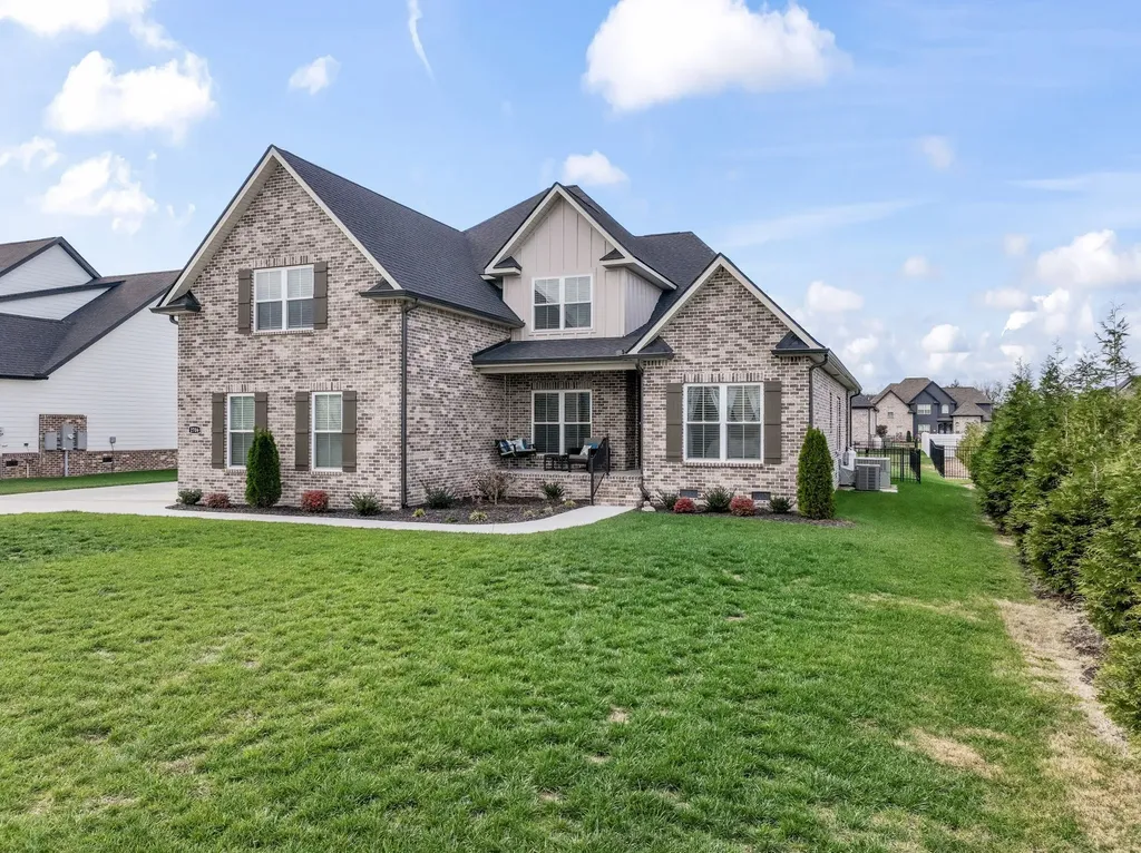 2706 Congress Drive Murfreesboro TN 37128