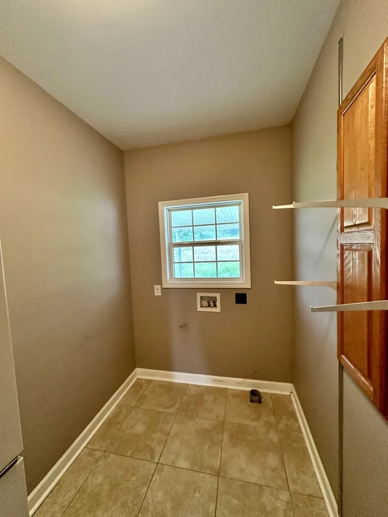 1686 Pleasant Hill Road Prospect TN 38477