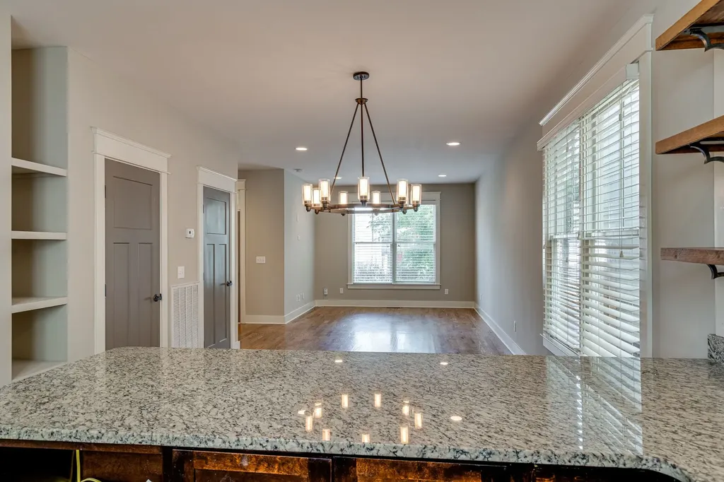 902 Cheatham Place Nashville TN 37208