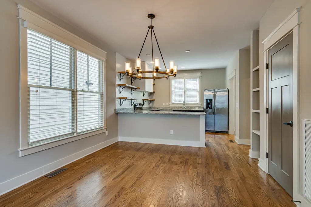 902 Cheatham Place Nashville TN 37208