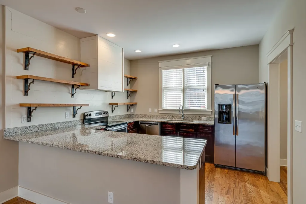 902 Cheatham Place Nashville TN 37208