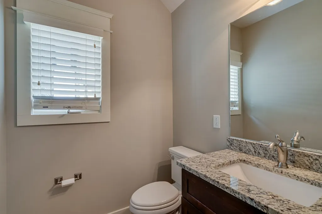 902 Cheatham Place Nashville TN 37208