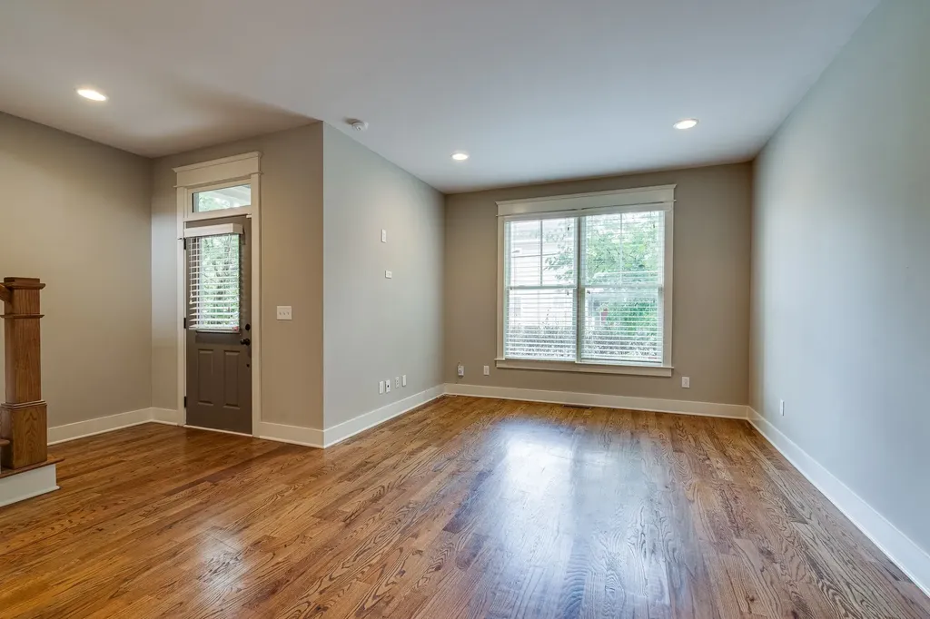 902 Cheatham Place Nashville TN 37208