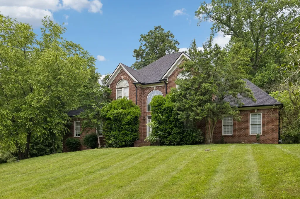 9534 Thoroughbred Way Brentwood TN 37027