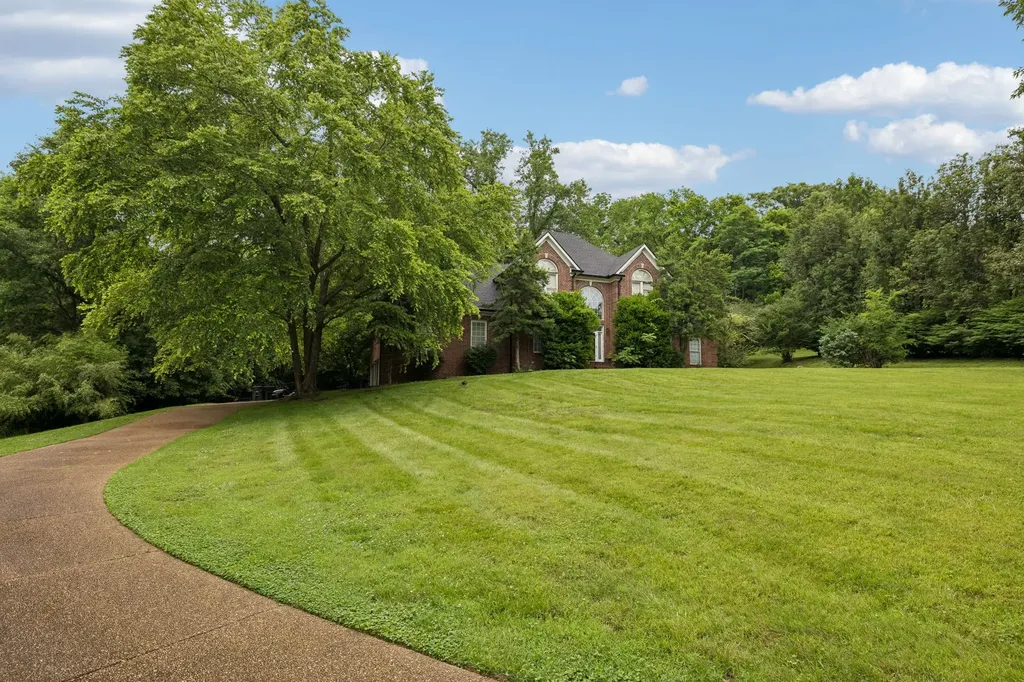 9534 Thoroughbred Way Brentwood TN 37027