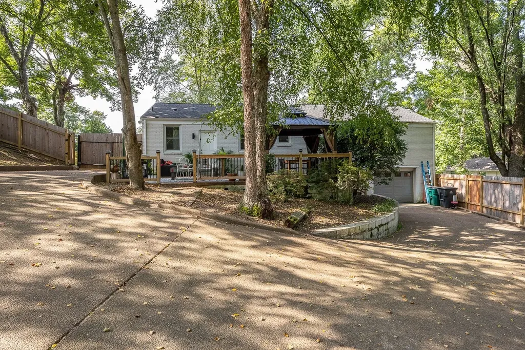 632 Watsonwood Drive Nashville TN 37211