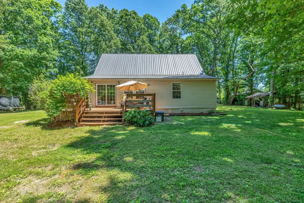 18753 S Pittsburg Mountain Road Sewanee TN 37375