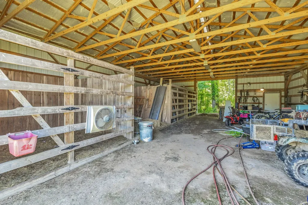 18753 S Pittsburg Mountain Road Sewanee TN 37375