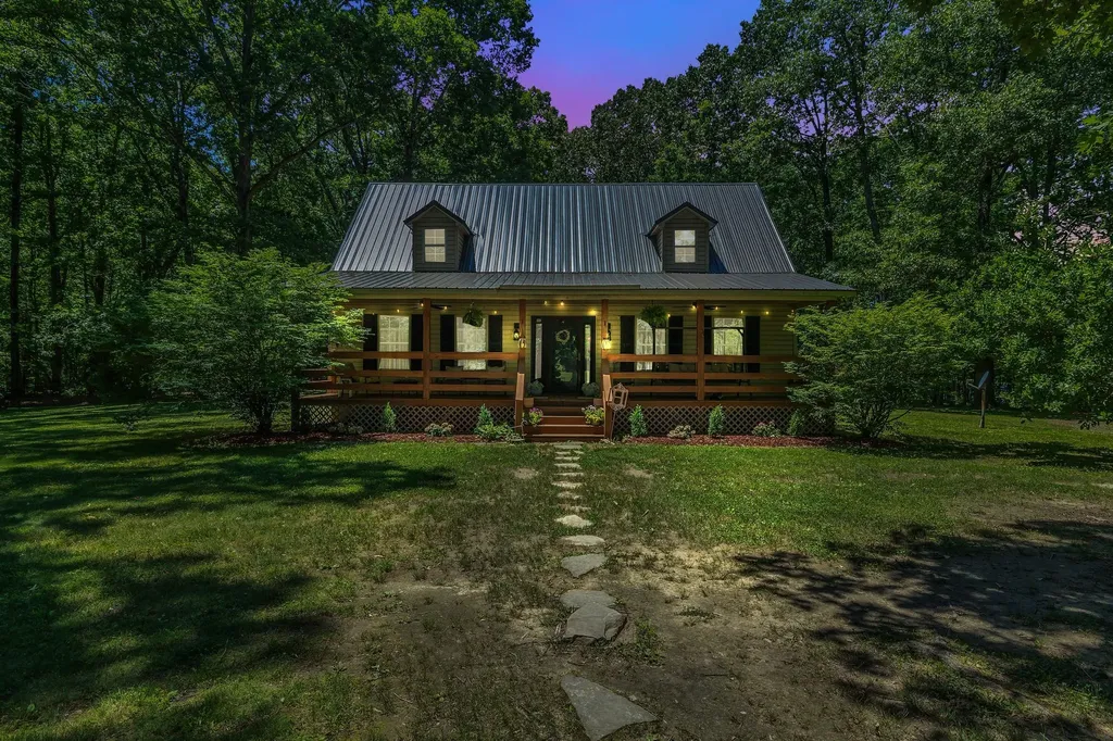 18753 S Pittsburg Mountain Road Sewanee TN 37375