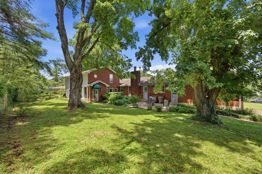 4420 Milesdale Court Nashville TN 37204
