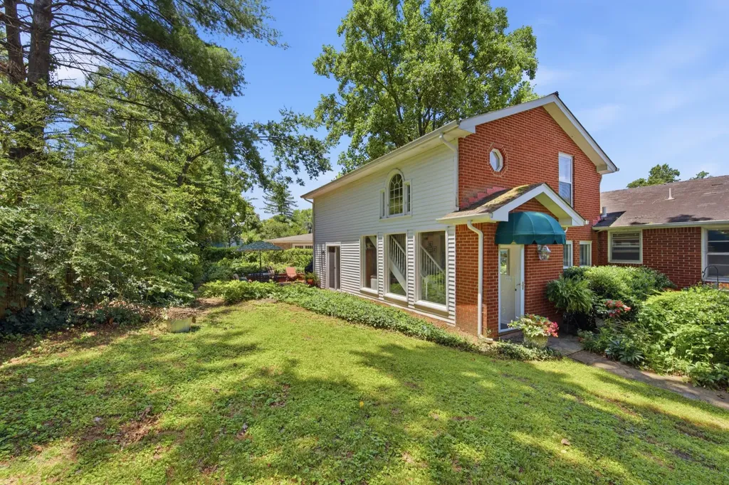 4420 Milesdale Court Nashville TN 37204
