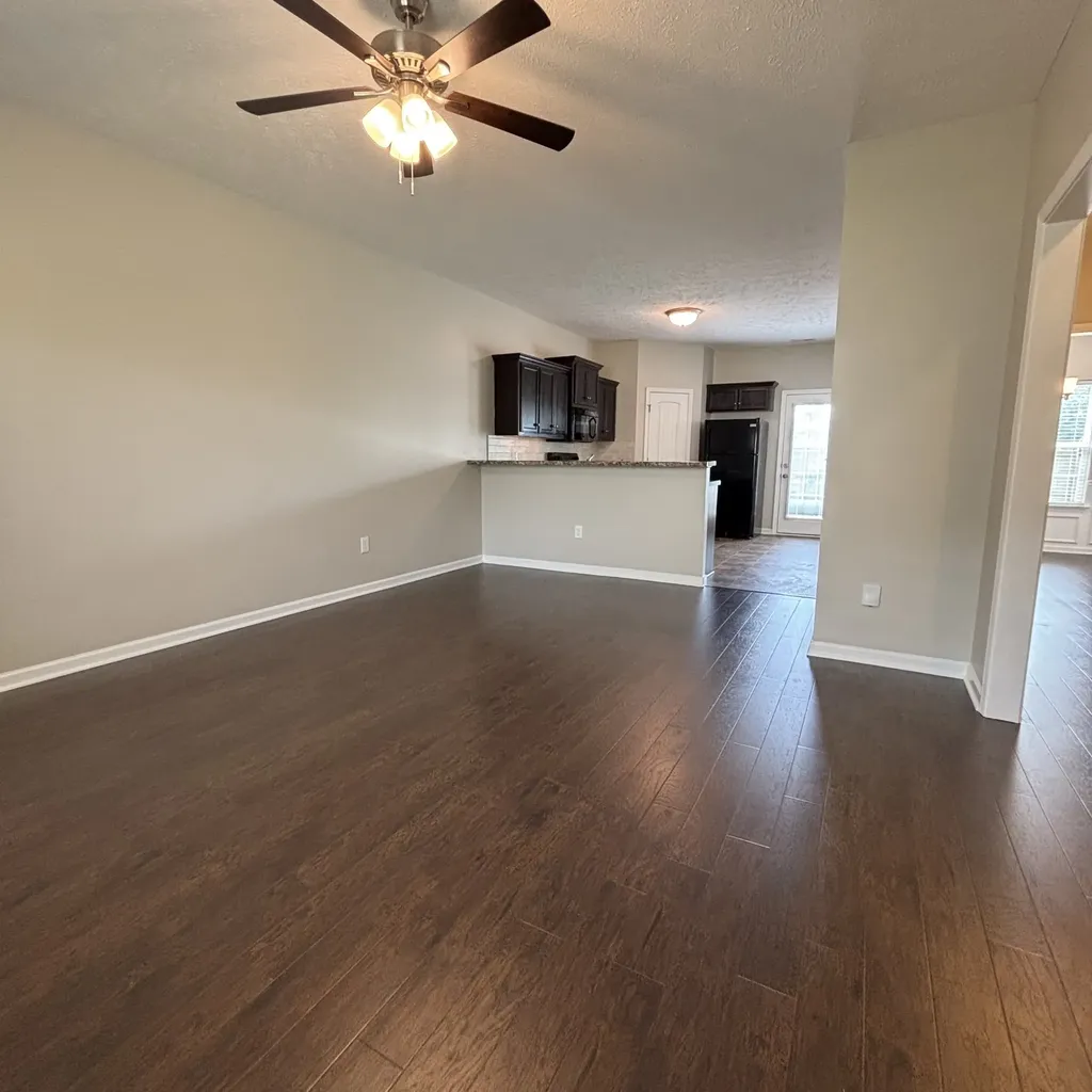 2369 New Holland Circle Murfreesboro TN 37128