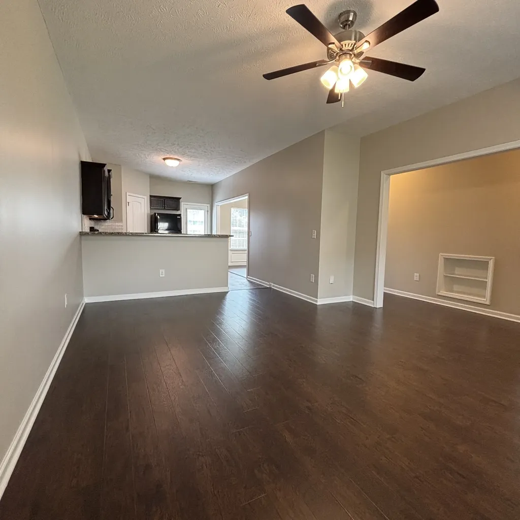 2369 New Holland Circle Murfreesboro TN 37128