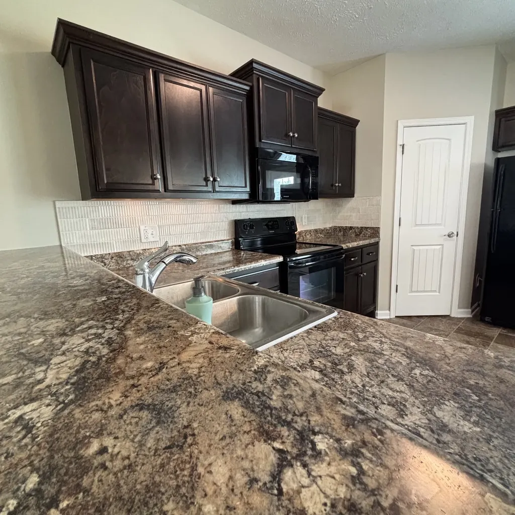 2369 New Holland Circle Murfreesboro TN 37128