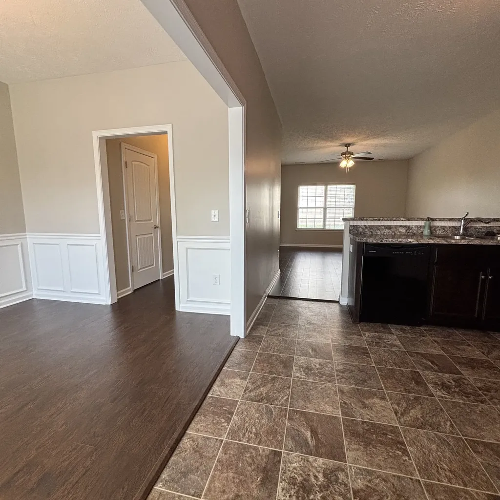 2369 New Holland Circle Murfreesboro TN 37128