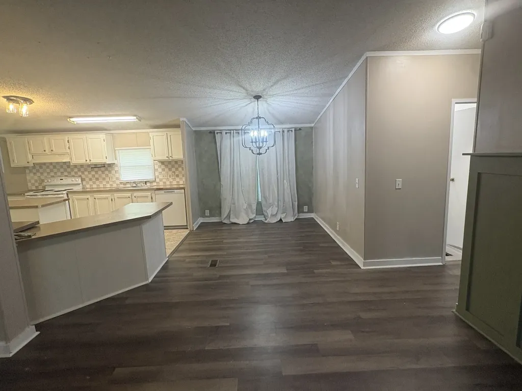 212 Mills Drive Clarksville TN 37042