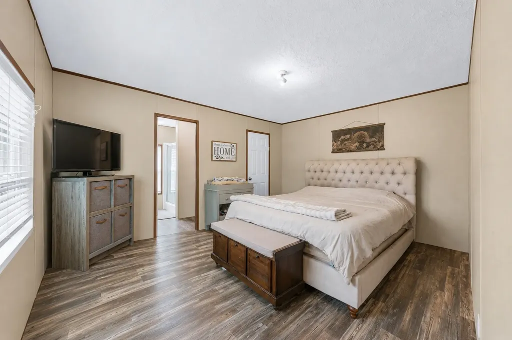 6126 Calvin Potts Road Primm Springs TN 38476