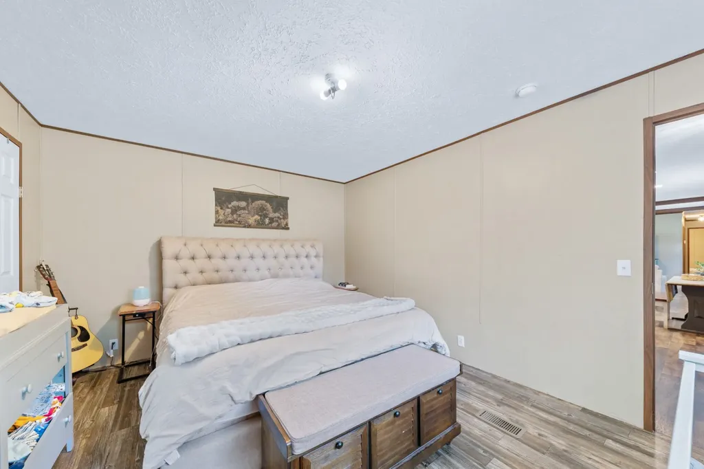6126 Calvin Potts Road Primm Springs TN 38476