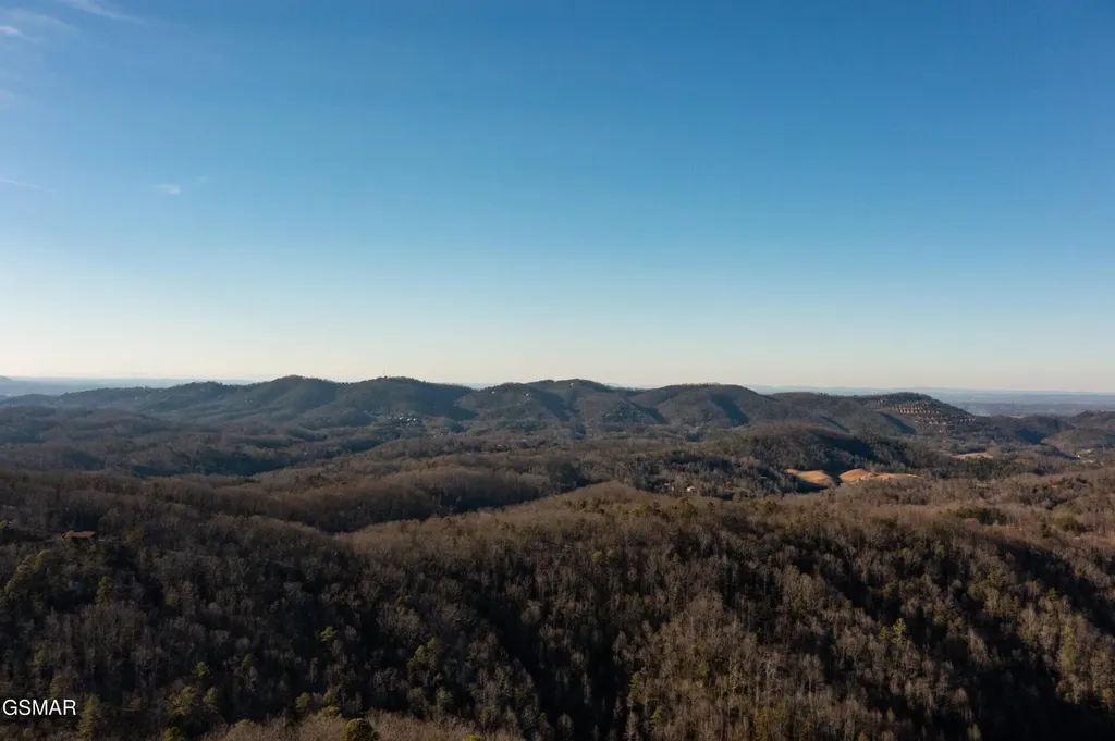 4364 Powdermill Estates Road Sevierville TN 37876