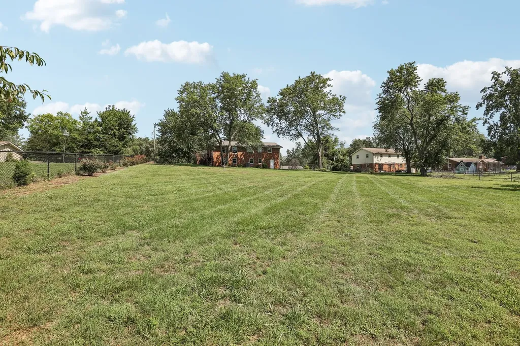 114 Allen Drive Hendersonville TN 37075