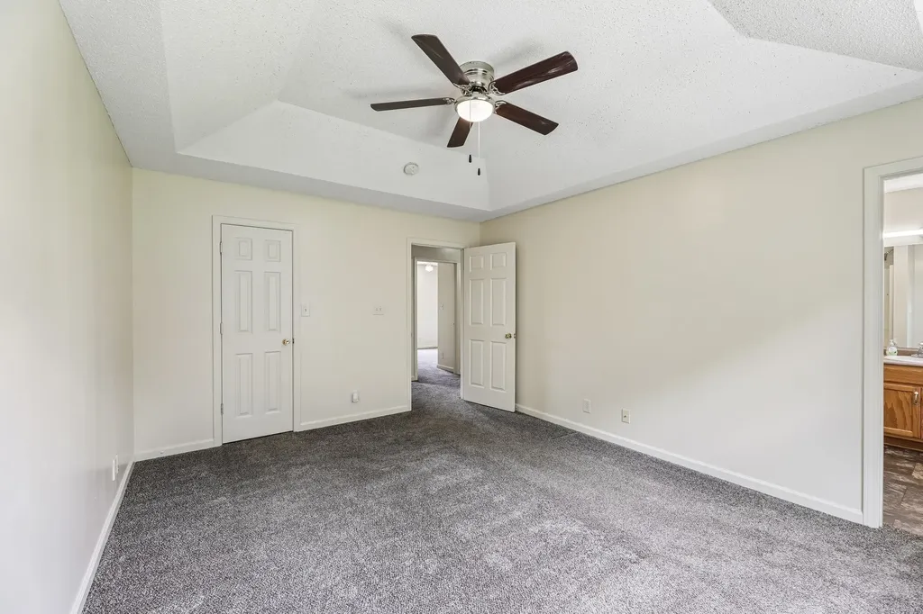 1045 Wisteria Court Clarksville TN 37040