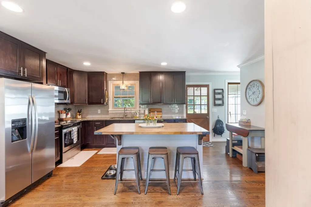 208 Wellington Drive Madison TN 37115