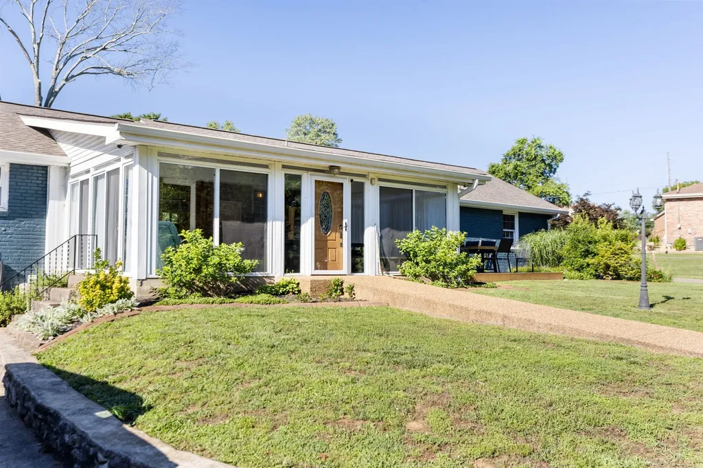 208 Wellington Drive Madison TN 37115