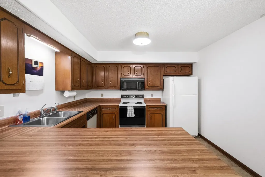 3155 W Division Street Hermitage TN 37076