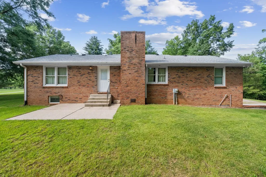 3155 W Division Street Hermitage TN 37076