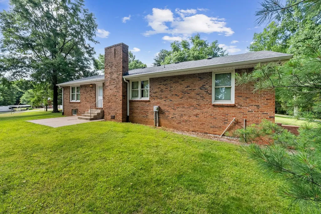3155 W Division Street Hermitage TN 37076