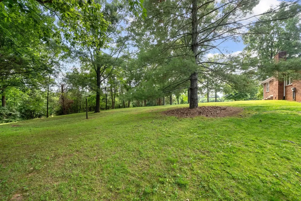 3155 W Division Street Hermitage TN 37076