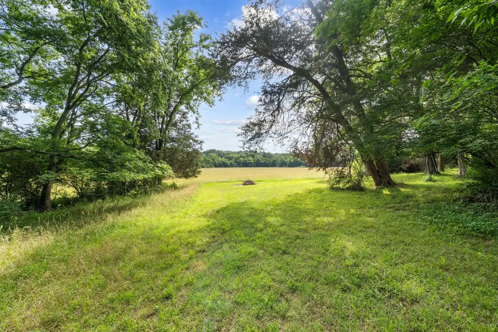 3155 W Division Street Hermitage TN 37076