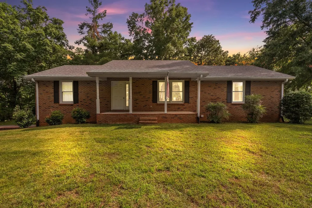 3155 W Division Street Hermitage TN 37076