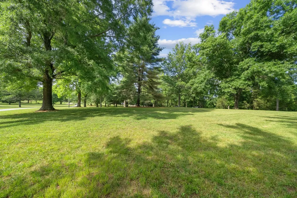 3155 W Division Street Hermitage TN 37076