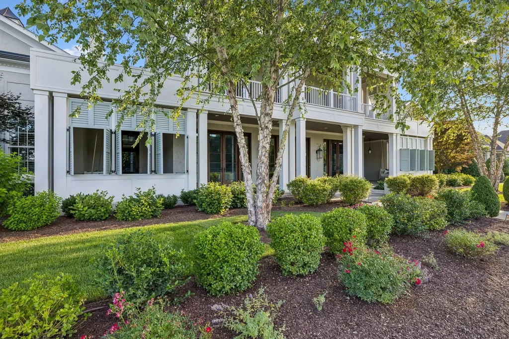 5017 Native Pony Trail College Grove TN 37046