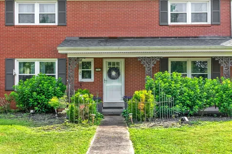 1701 Parkview Drive Hopkinsville KY 42240