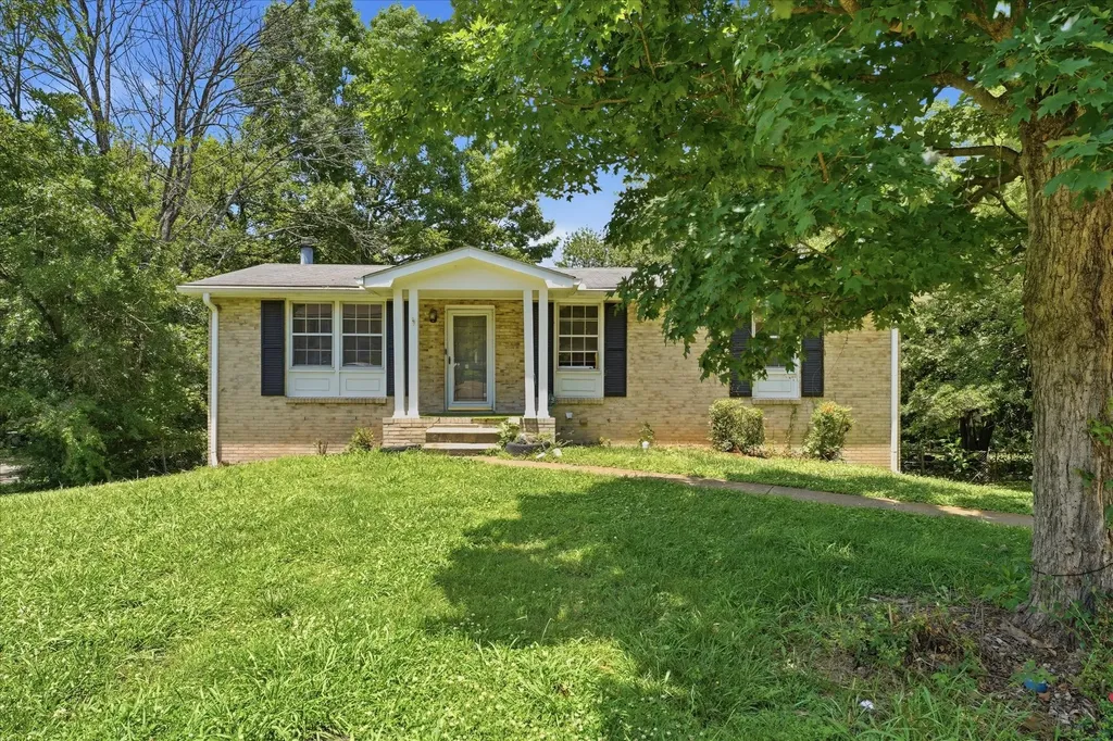 413 Clearwater Drive Nashville TN 37217