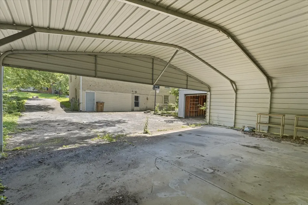 413 Clearwater Drive Nashville TN 37217